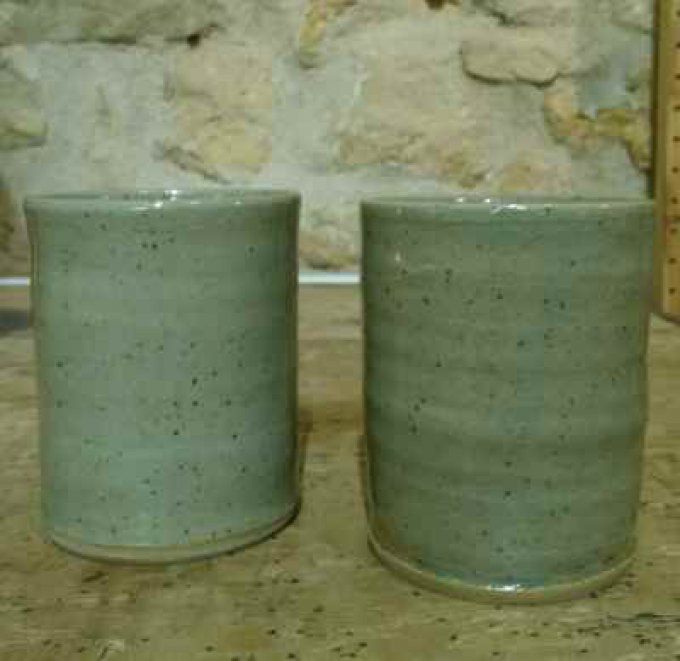 GOBELET/VERRE CYLINDRIQUE couleur CELADON